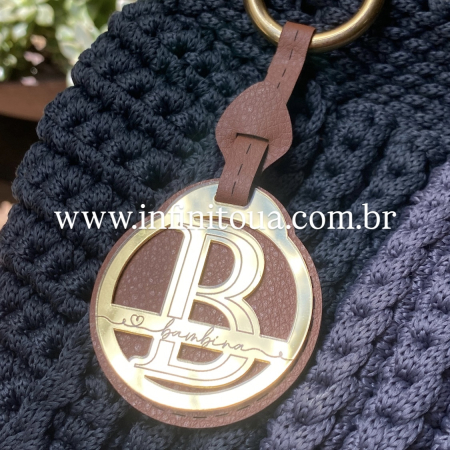 ETIQUETA CHAVEIRO - ACRÍLICO COM BASE EM COURO